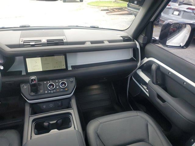2024 Land Rover Defender S