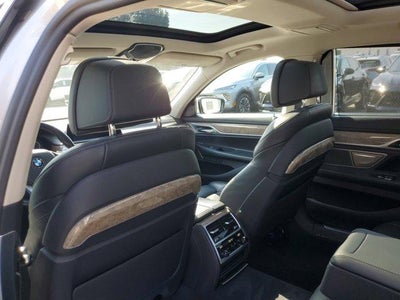 2020 BMW 7 Series 740i