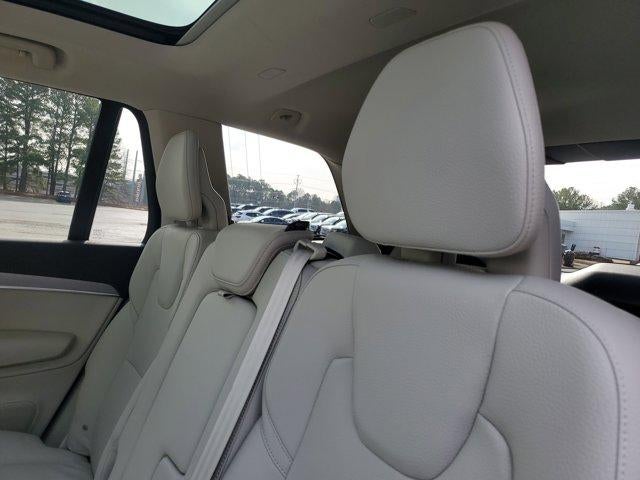 2024 Volvo XC90 Core Bright Theme