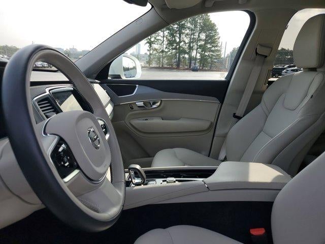 2024 Volvo XC90 Core Bright Theme